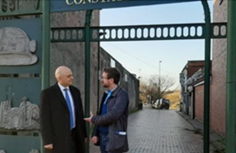 Alexander Stafford speaks to Home Secretary Sajid Javid outside Constable Lane in Dinnington
